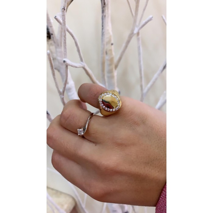 Anello chevalier specchiato ovale zirconato argento dorato