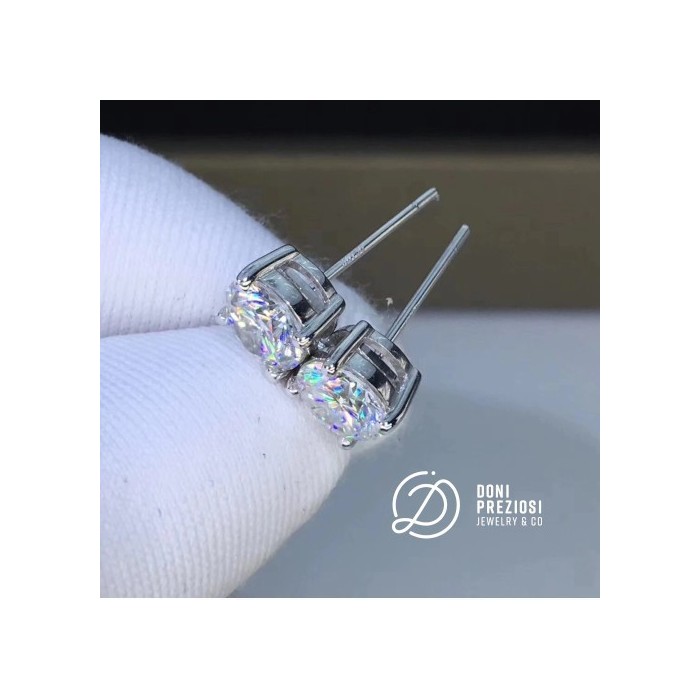 Orecchino punto luce in argento 925%