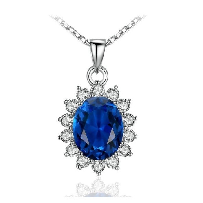 Collana in argento 925% con ciondolo principessa