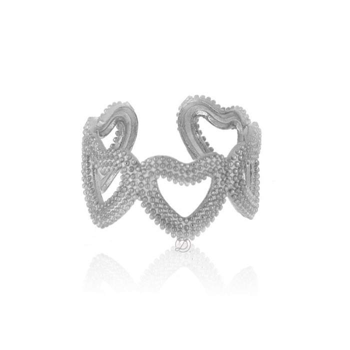 Anello cuoricini puntellato regolabile in argento placcato oro