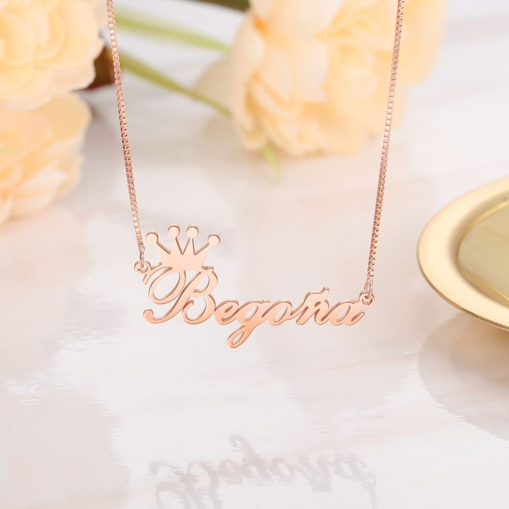 Collana con nome in argento modello corona