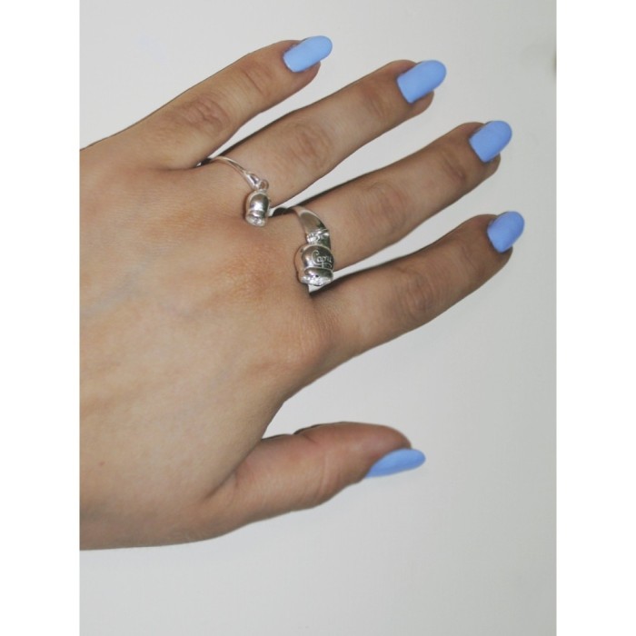 Anello con campanella in argento bianco | Doni Preziosi