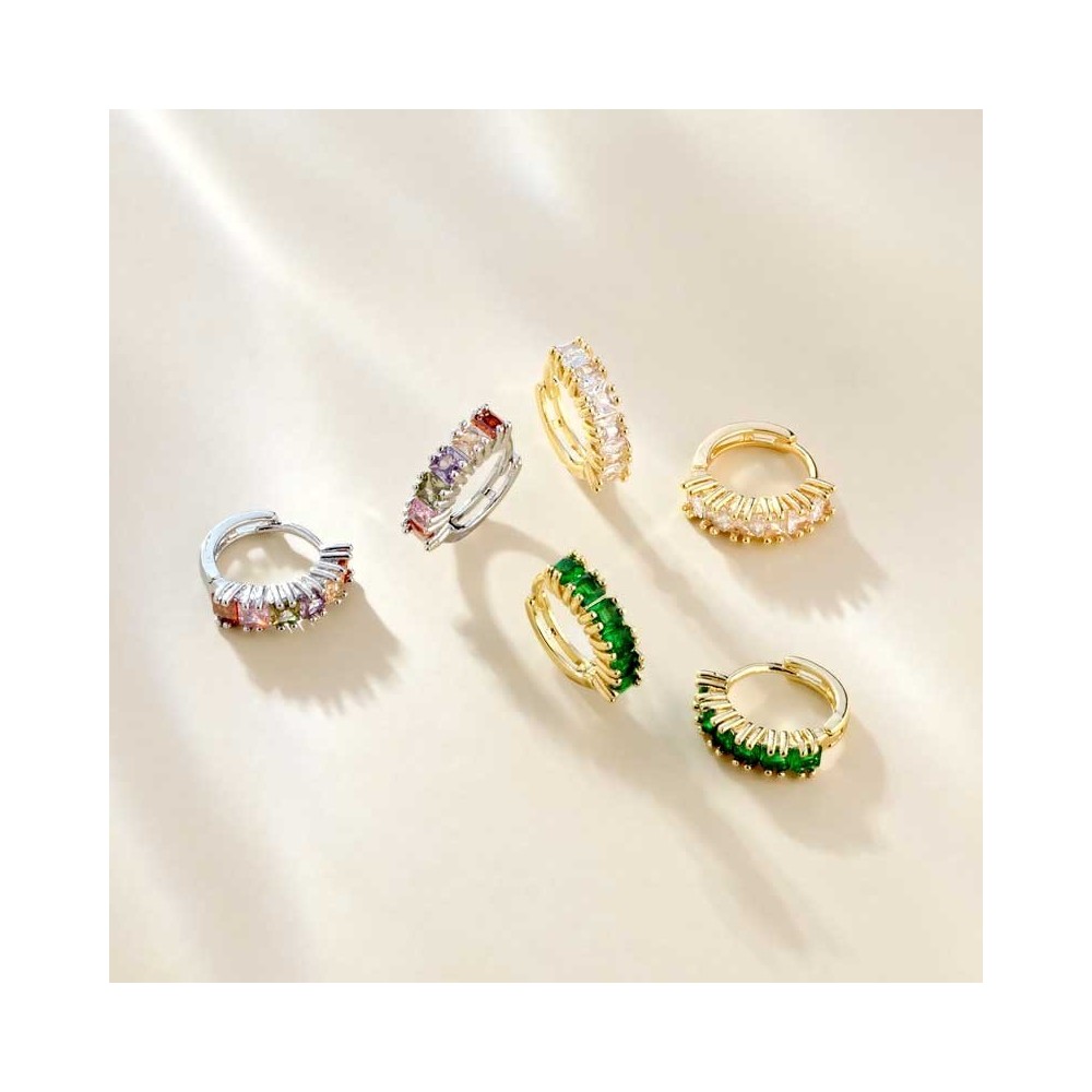 Orecchini cerchio zirconati dorati