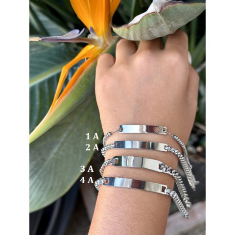 Bracciale con sguardo inciso in acciaio