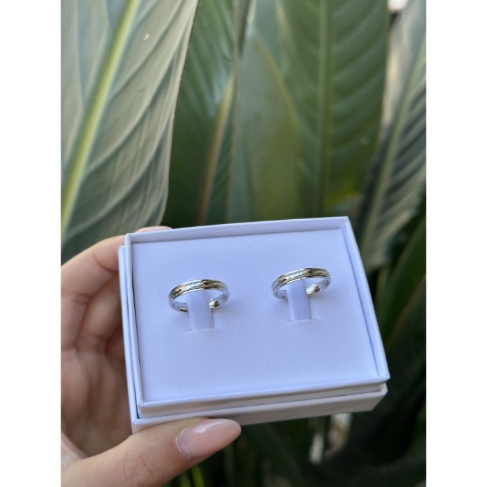 Fedine in argento lui e lei con incisioni omaggio | Doni Preziosi