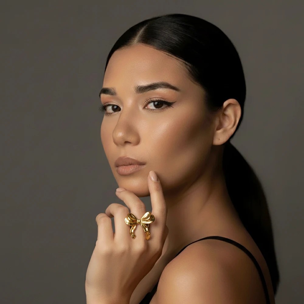 Anello Fiocco Maxi Georgie in Acciaio Oro | Doni Preziosi Anello Fiocco Maxi Georgie in Acciaio Oro | Doni Preziosi