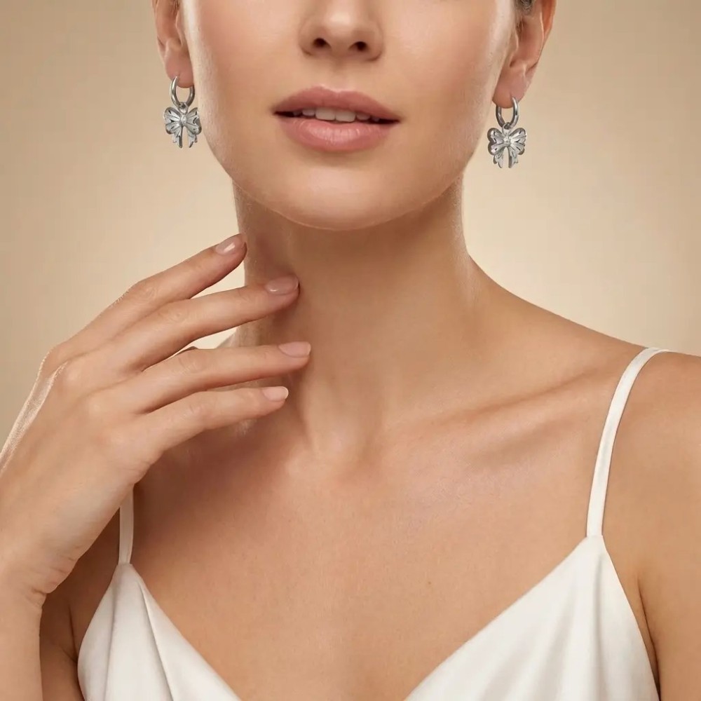 Orecchini Cerchio con Fiocco in Bijoux