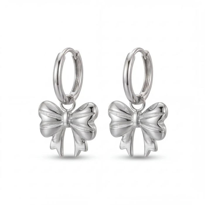 Orecchini Cerchio con Fiocco in Bijoux