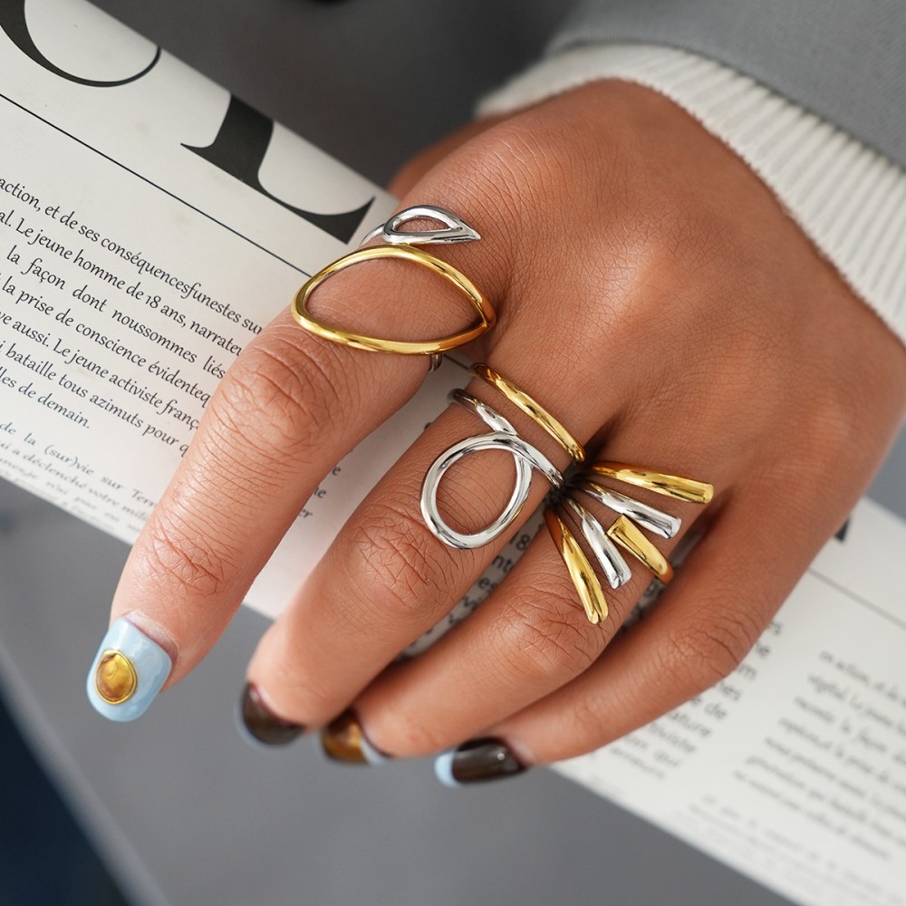 Anelli Scultorei Bicolore Oro e Argento | Set Layering Moderno