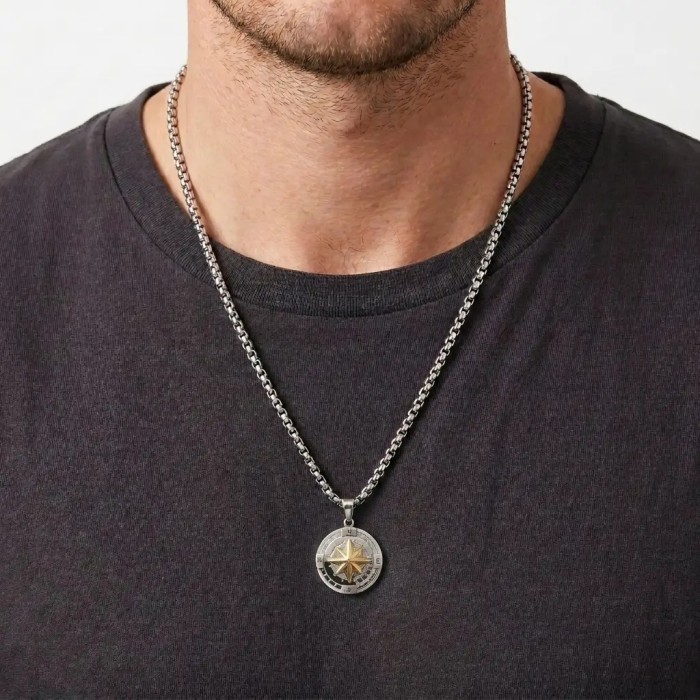 Collana Uomo Rosa dei Venti in Acciaio – Acciaio/Oro o Nero/Oro