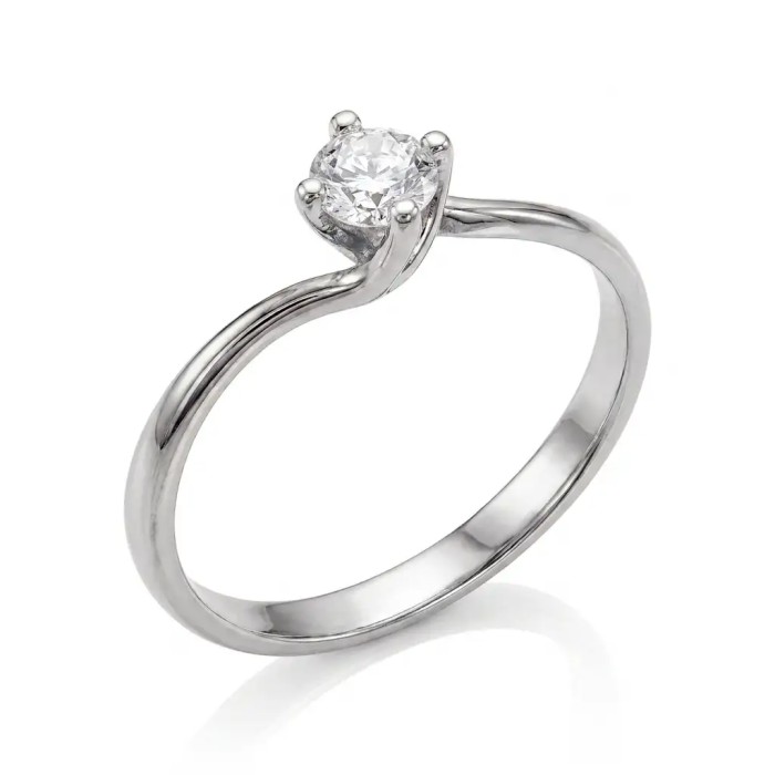 Anello Solitario in Oro Bianco